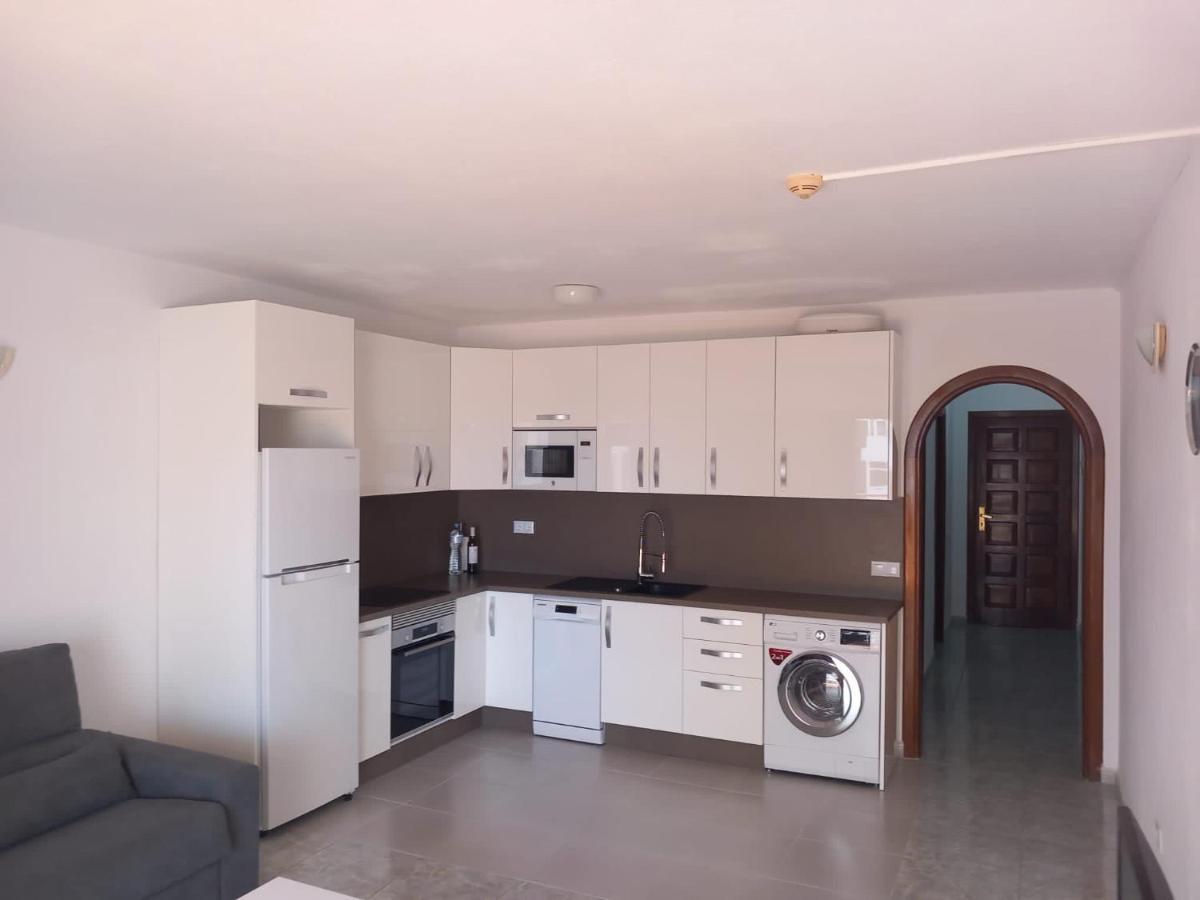 Victoria Court 2- Lovely Apartment 25 Arona  Ngoại thất bức ảnh