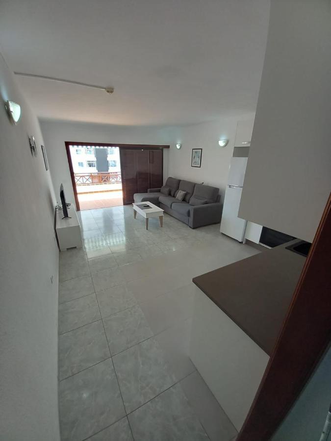 Victoria Court 2- Lovely Apartment 25 Arona  Ngoại thất bức ảnh